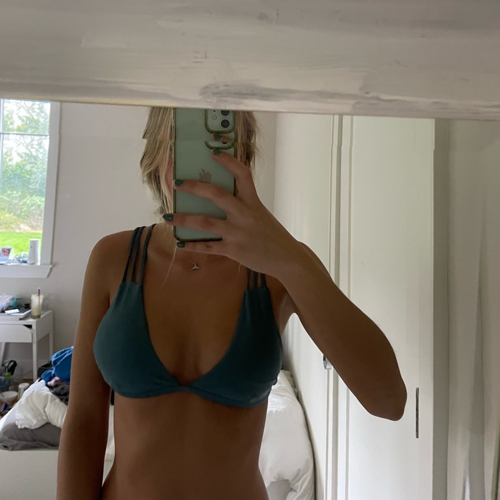 Bikini top